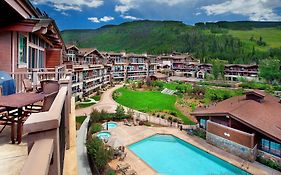Manor Vail Lodge
